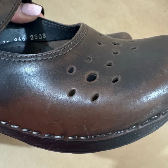 Dansko Brown Leather Mary Jane Clogs Size 35 EU / 4.5-5 US - Picture 5 of 5